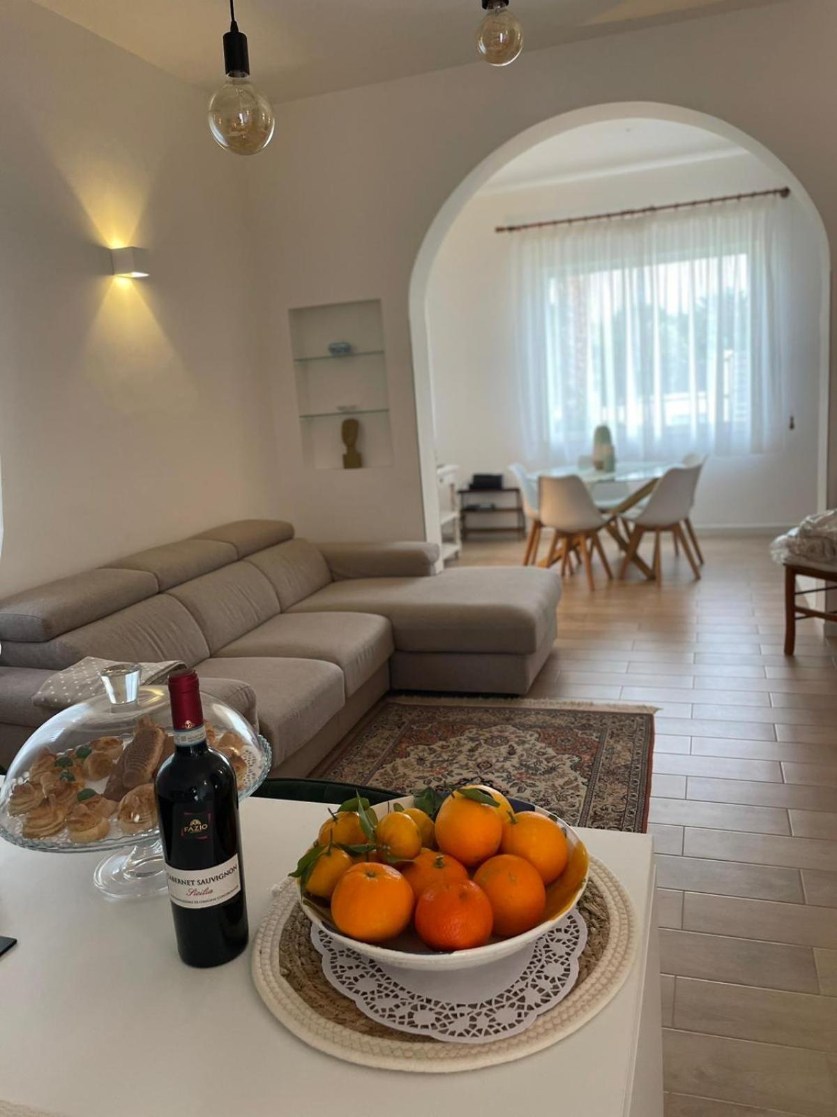 Villa I Mori Di Noro Valderice Eksteriør billede