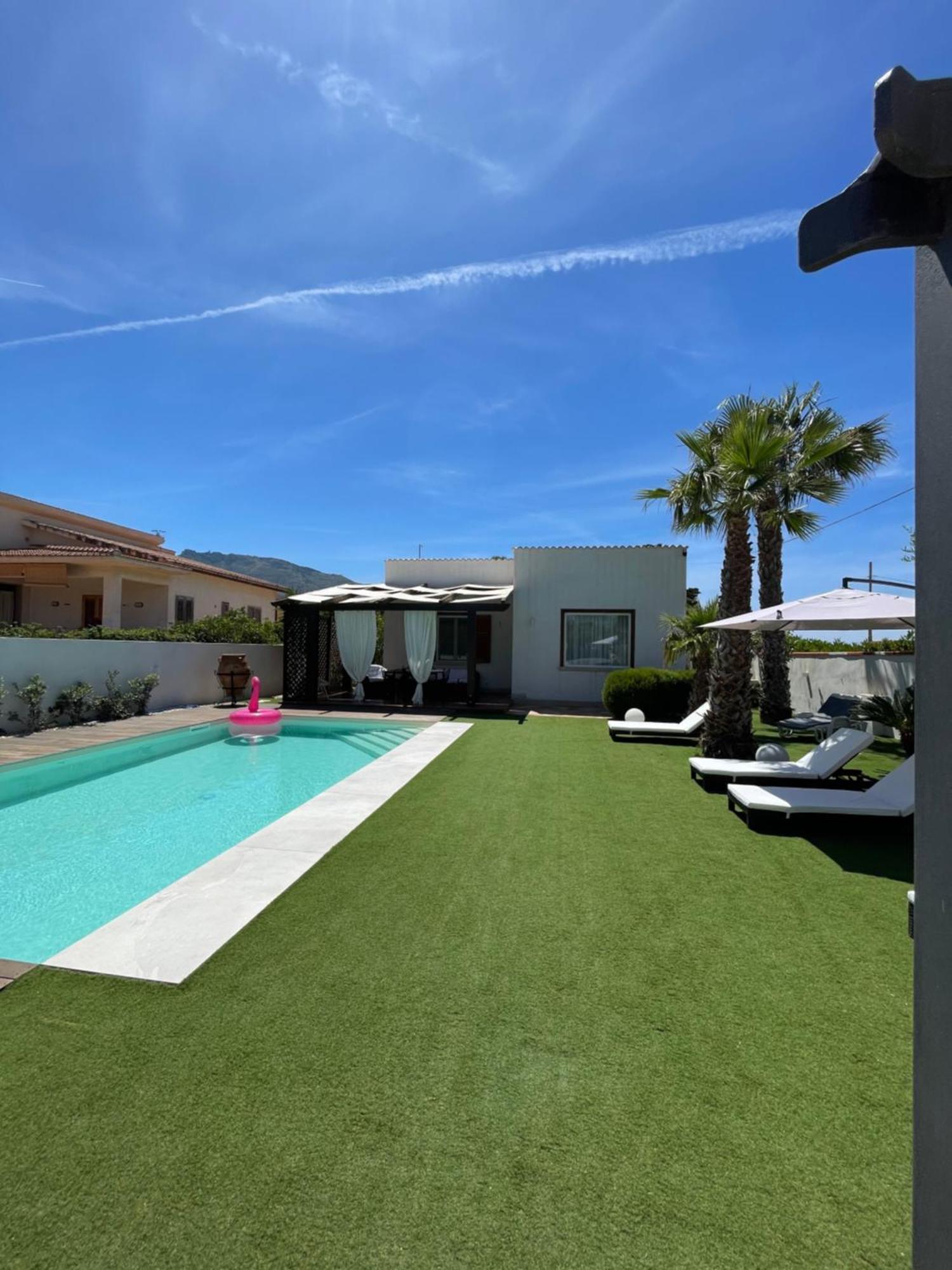 Villa I Mori Di Noro Valderice Eksteriør billede